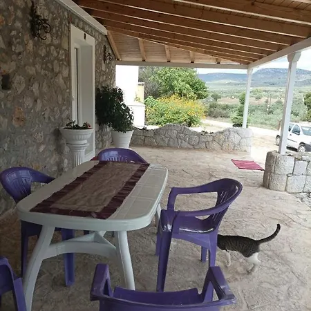 Σπίτι διακοπών Agrotospito “elatos” Metochi (Asklipiio)