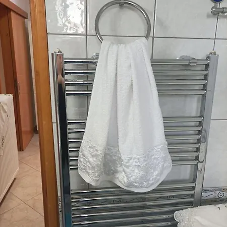 Agrotospito “elatos” Ferienhaus Metochi (Asklipiio)